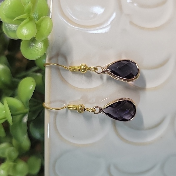 Dainty Grape Glass Drop Earrings - Picture 5 of 6